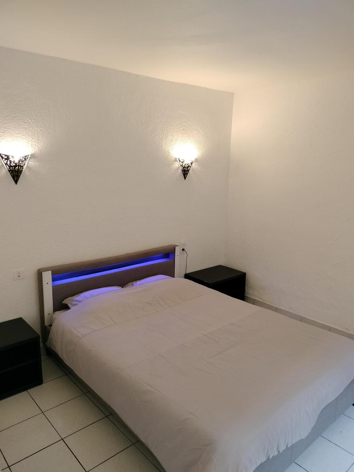 Appartement Cosy Avec Patio En Rdc Perpignan Buitenkant foto